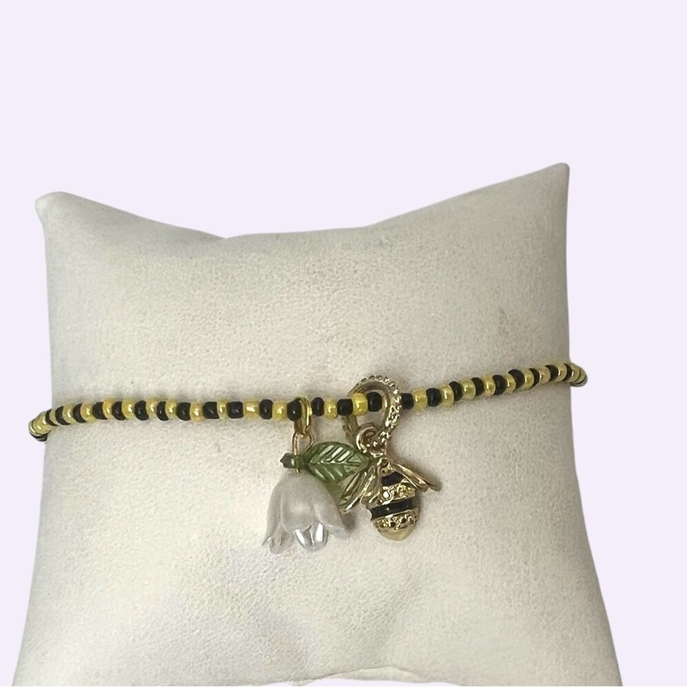 Bee & Flower Charm Beaded Bracelet - Black, Yellow, Gold
